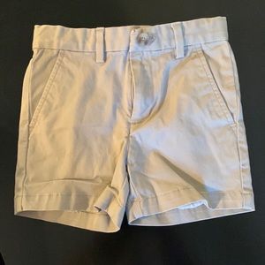 Vineyard Vines khaki shorts 2T